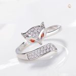Bague ornée d'un renard élégant en cristal