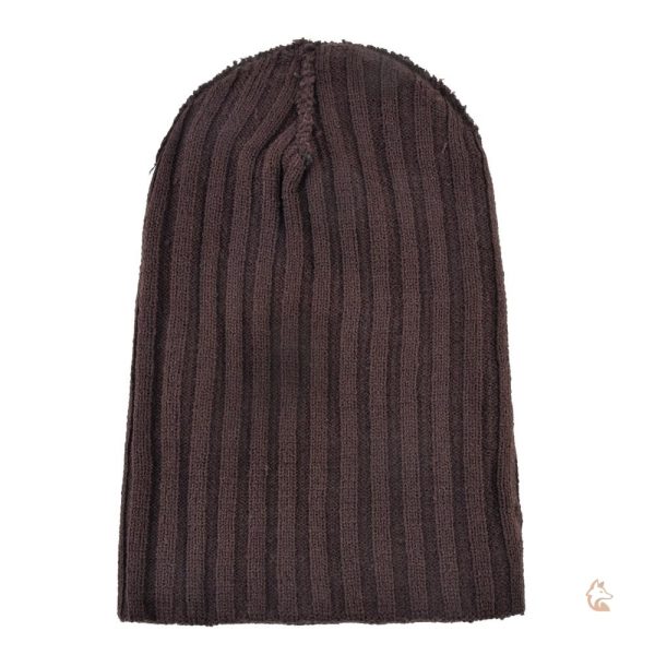 Bonnet brodé inspiré par la faune