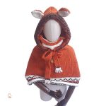 Accessoires de mode enfantins : bonnet et cape renard