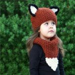 Bonnet renard coloré et écharpe pour les petits