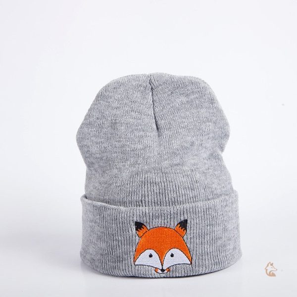 Élégant bonnet renard pour garder la tête au chaud
