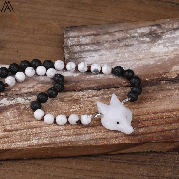 Collier tendance Renard, couleur noire et blanche