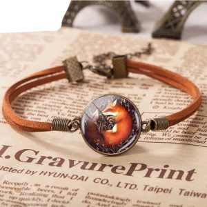 Bracelet artistique représentant un renard roux élégant