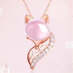 Bijou en argent représentant un renard stylisé