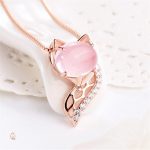 Collier original en argent avec design de renard