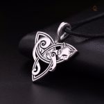 Bijou en Argent avec motif de renard celtique