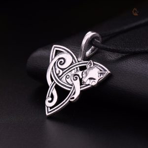 Bijou en Argent avec motif de renard celtique
