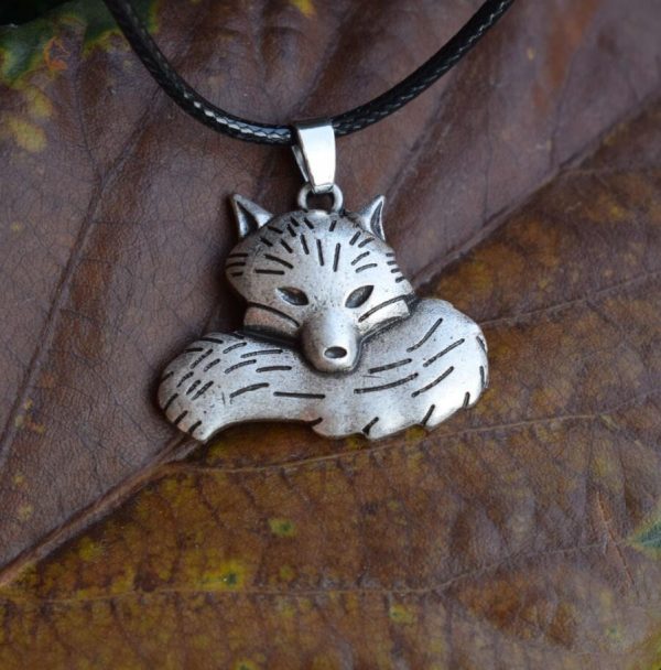 Accessoire en argent, collier renard tendance et original