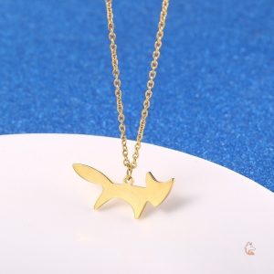 Collier féminin doré avec design renard adorable