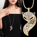 Accessoire féminin : collier renard avec éclat