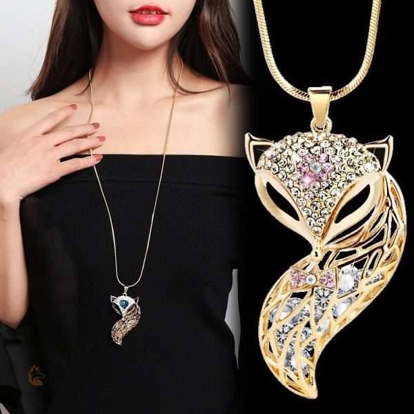Accessoire féminin : collier renard avec éclat
