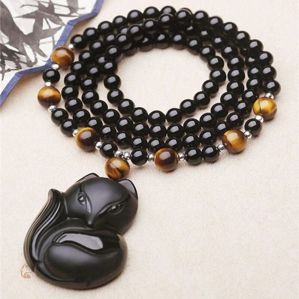 Création artisanale : collier renard avec perles élégantes