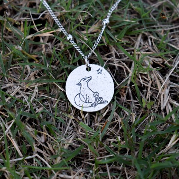 Collier élégant avec motif de renard