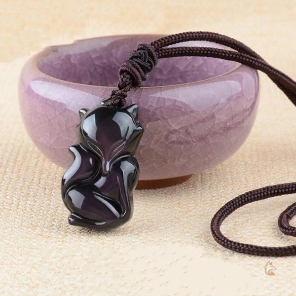 Collier totem avec motif renard en obsidienne
