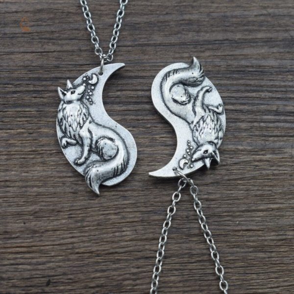 Collier en argent avec motif Yin et Yang de Renard