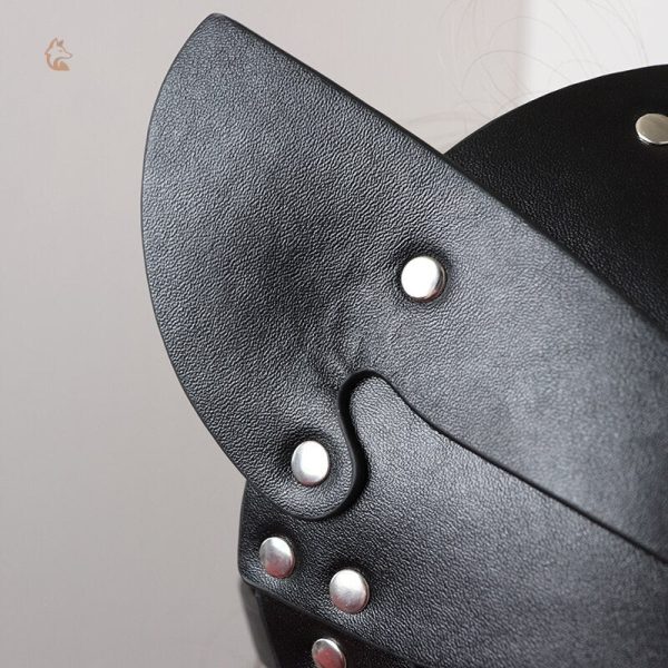 Masque renard élégant en cuir pour un style audacieux