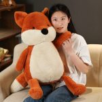 Renard en peluche, compagnon de jeu
