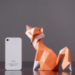 Renard roux en papier : pièce unique d'art